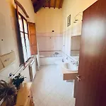 Podere Raffaello 公寓