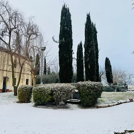 公寓 Podere Raffaello *
